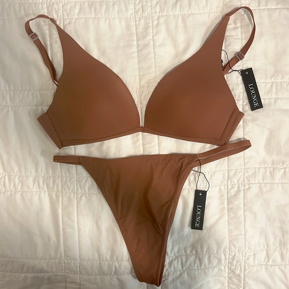 Lounge Non-Wire T Shirt Bra & Thong Set - Picture 1 of 7